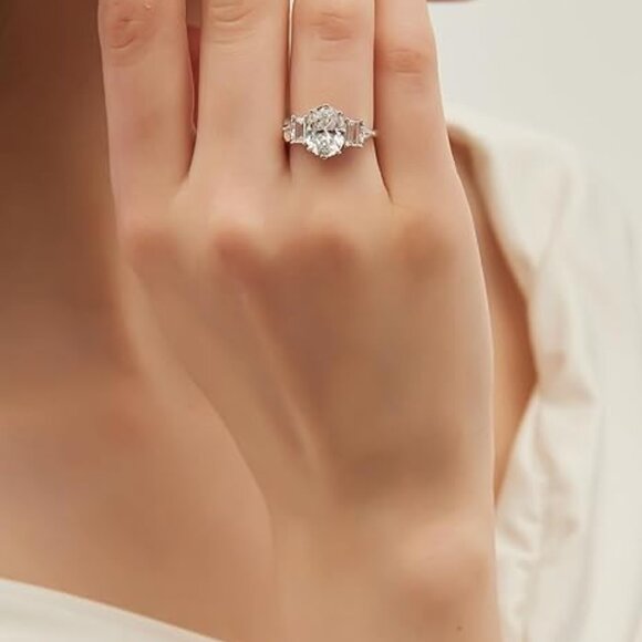 3CT 925 Sterling Silver Oval Cut Cubic Zirconia Engagement Ring Silver - Picture 6 of 6